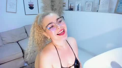 susan_blond online show from 07-16-26, 12:11