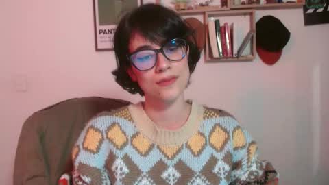 susana_w online show from 11-17-25, 10:59