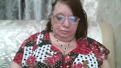 Snapshot of susanaahsun chatting on 02-16-26, 12:01 SusanaAhSun online show from 02-16-26, 12:01