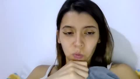 Snapshot of susanaduncann chatting on 05-14-26, 02:29 Susana online show from 05-14-26, 02:29