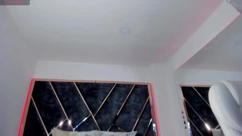 susanahenao online show from 03-17-26, 03:48