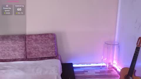 Susana hendrix    online show from 02-06-26, 06:44