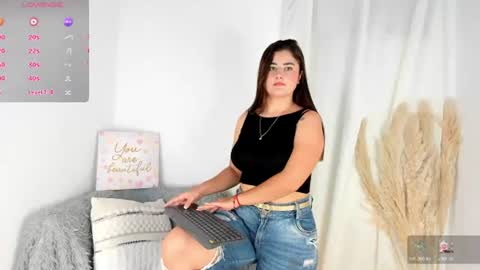 Snapshot of susanamartinez1 chatting on 06-23-26, 02:20 Susana online show from 06-23-26, 02:20