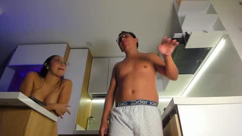 Snapshot of susanclarck chatting on 09-27-25, 05:34 susanclarck online show from 09-27-25, 05:34