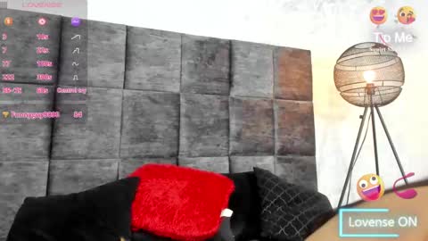 Snapshot of susanjacobs chatting on 01-29-25, 11:35 Susan online show from 01-29-25, 11:35