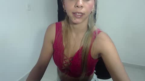 Snapshot of susanleroy chatting on 01-29-25, 07:57 susanleroy online show from 01-29-25, 07:57