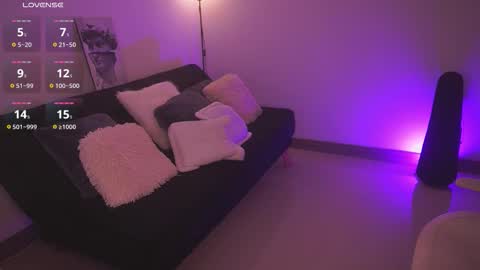  Sus Moore  online show from 02-19-26, 07:21