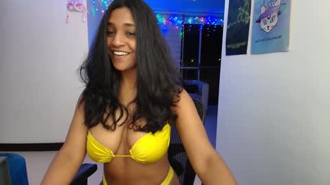 Snapshot of susanrhodes chatting on 01-06-25, 12:16 Andrea - Migue online show from 01-06-25, 12:16