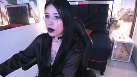 susanvilla online show from 06-05-26, 08:14
