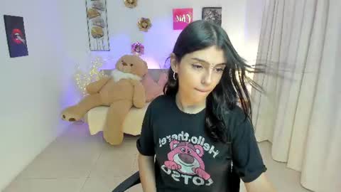 Snapshot of susi_doll1 chatting on 06-23-26, 02:26 susi_doll1 online show from 06-23-26, 02:26