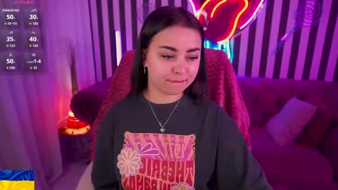 Snapshot of susiewood chatting on 05-17-26, 07:54 Susie online show from 05-17-26, 07:54