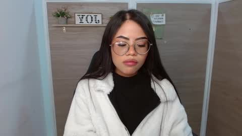 Snapshot of sussan_love01 chatting on 02-25-25, 05:47 Susan online show from 02-25-25, 05:47