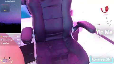 Snapshot of sussan_love01 chatting on 03-10-25, 09:40 Susan online show from 03-10-25, 09:40