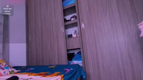 Snapshot of sussidream chatting on 12-04-25, 01:04 Andrea online show from 12-04-25, 01:04