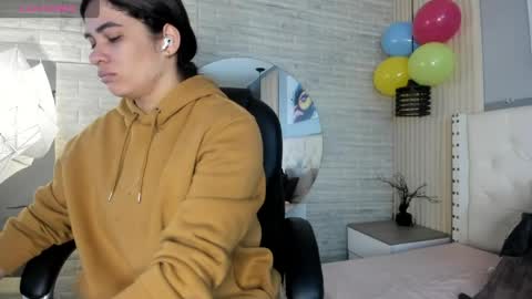   online show from 05-19-26, 11:49