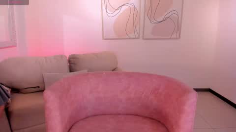 Sussy Bell online show from 10-02-25, 07:43