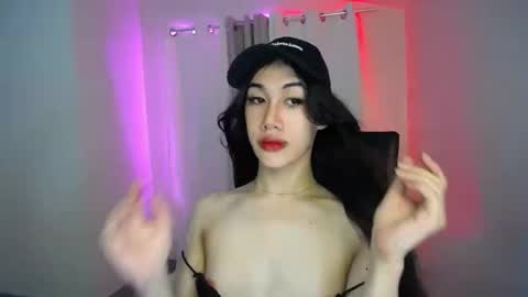 Snapshot of sususlutxx chatting on 12-09-24, 03:40 susie online show from 12-09-24, 03:40