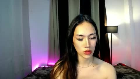 Snapshot of sususlutxx chatting on 01-26-25, 10:23 susie online show from 01-26-25, 10:23