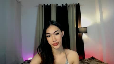 Snapshot of sususlutxx chatting on 02-01-25, 10:26 susie online show from 02-01-25, 10:26