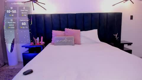 Snapshot of susyy7 chatting on 10-12-25, 03:38 susyy online show from 10-12-25, 03:38