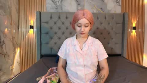 suxan_white online show from 10-05-25, 11:41