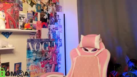 Hey Im Suzane online show from 04-17-26, 10:51