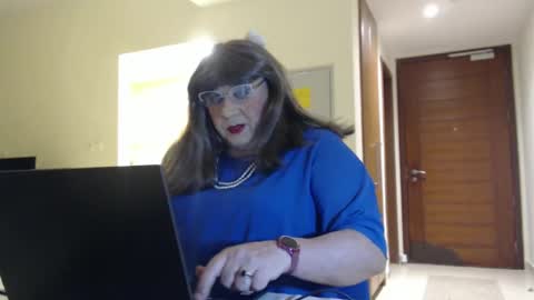 My name is Sissy or more fully Suzanna Aprilia Maria Mariquita Catarina Chinita Banci. Soy una puta - que chimba ladybug online show from 04-17-26, 03:48