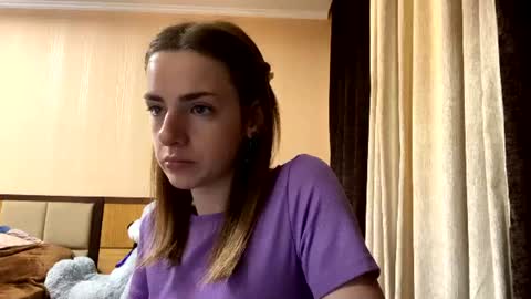 Emila online show from 07-16-26, 07:03
