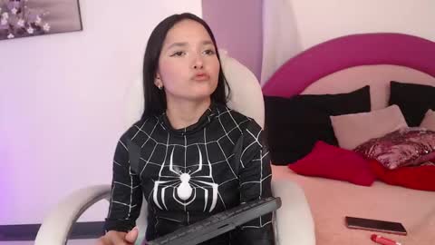 Susy  online show from 05-27-26, 07:44