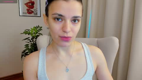 Suzy  next stream  Thursday Friday Saturday online show from 02-20-25, 02:51