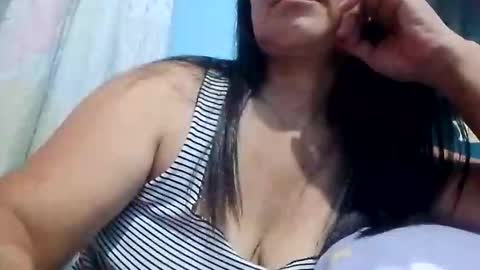 Snapshot of suzzie_hot chatting on 03-01-26, 11:23 suzzie_hot online show from 03-01-26, 11:23