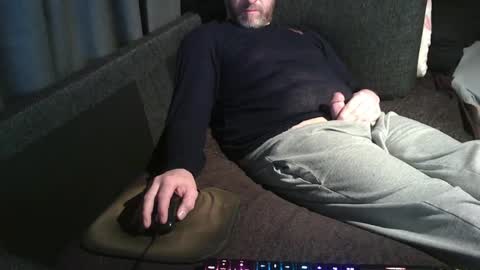 Snapshot of swartarn chatting on 12-12-24, 07:37 ArnSwart online show from 12-12-24, 07:37