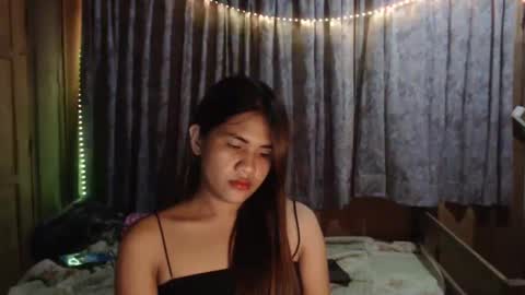 Snapshot of sweat_rema06 chatting on 02-05-25, 02:26 sweat_rema06 online show from 02-05-25, 02:26