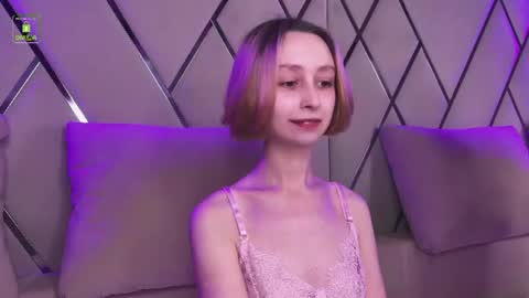Snapshot of sweatee_fluff chatting on 07-14-26, 08:36 RACHEL online show from 07-14-26, 08:36
