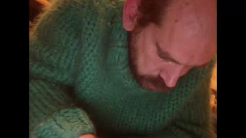 Snapshot of sweaterboy666 chatting on 02-09-25, 03:11 sweaterboy666 online show from 02-09-25, 03:11