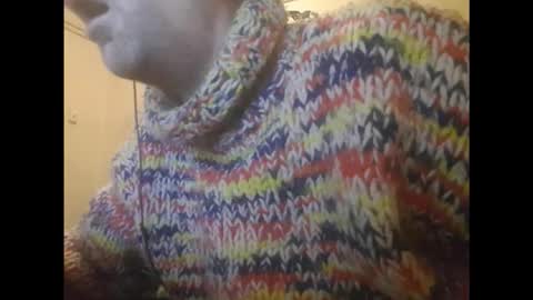 Snapshot of sweaterboy666 chatting on 10-29-25, 04:04 sweaterboy666 online show from 10-29-25, 04:04