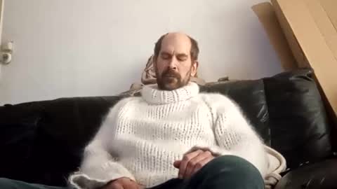 Snapshot of sweaterboy666 chatting on 02-24-26, 09:51 sweaterboy666 online show from 02-24-26, 09:51