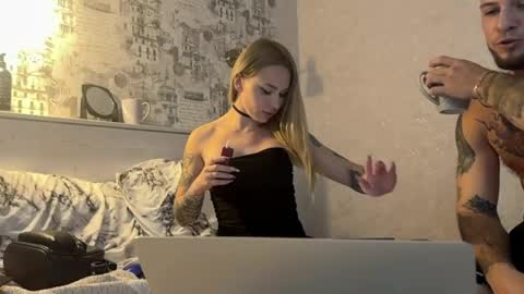 Snapshot of sweatslisa chatting on 06-10-26, 05:23 sweatslisa online show from 06-10-26, 05:23