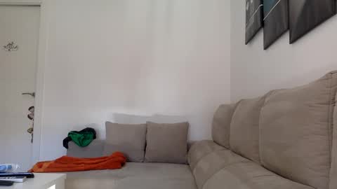 Snapshot of swee788485 chatting on 10-22-25, 09:42 ALBA online show from 10-22-25, 09:42