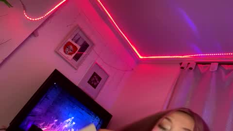 Snapshot of sweeetbabyy22 chatting on 03-02-26, 07:15 Valeria online show from 03-02-26, 07:15