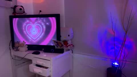 Valeria online show from 04-28-26, 07:41