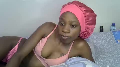 Snapshot of sweest_caster chatting on 05-25-26, 12:05 Sweetest doll online show from 05-25-26, 12:05