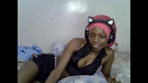 Snapshot of sweest_caster chatting on 05-31-26, 12:19 Sweetest doll online show from 05-31-26, 12:19