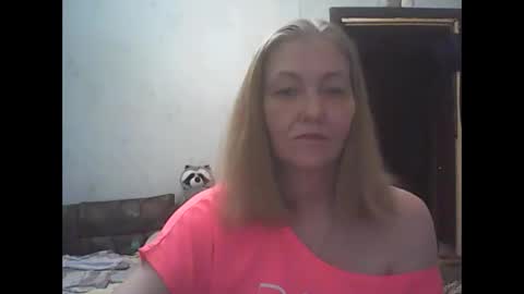 sweet4blonde67 online show from 06-09-26, 07:31