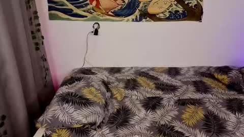 Haeyang  Torry online show from 10-22-25, 01:55