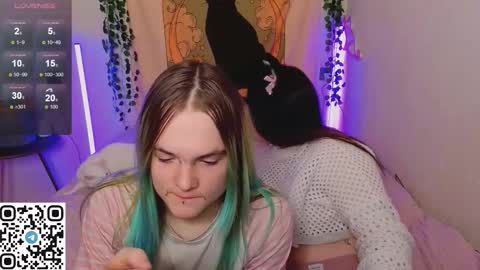 Haeyang  Torry online show from 11-23-25, 06:35