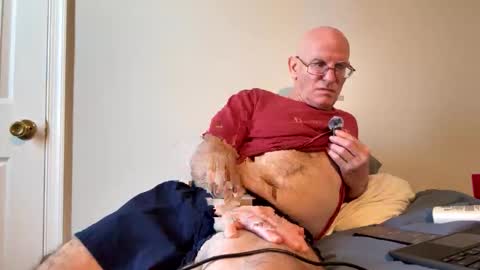 Zeppelin man online show from 04-11-26, 02:21