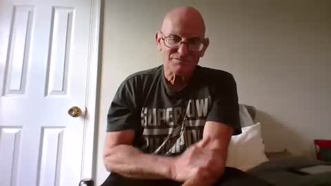 Zeppelin man online show from 04-20-26, 04:32