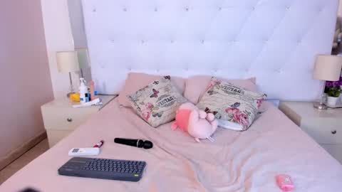 Abby online show from 09-25-25, 08:34