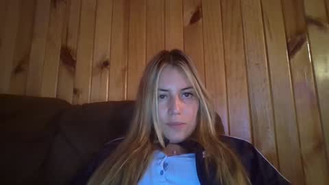 Snapshot of sweet__alana chatting on 01-02-25, 02:11 Sweet alana online show from 01-02-25, 02:11